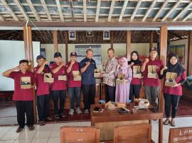 Penyerahan 10 unit HT Dari HI Untuk Operasional Kaltana Grogol